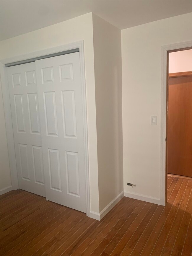 249 Marshall St Unit 1, Elizabeth, NJ 07206 Condo for Rent in