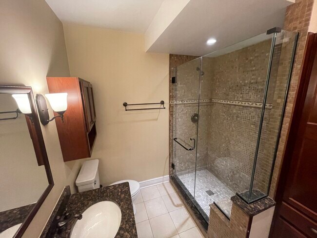 Foto del edificio - 1652 W Grace St