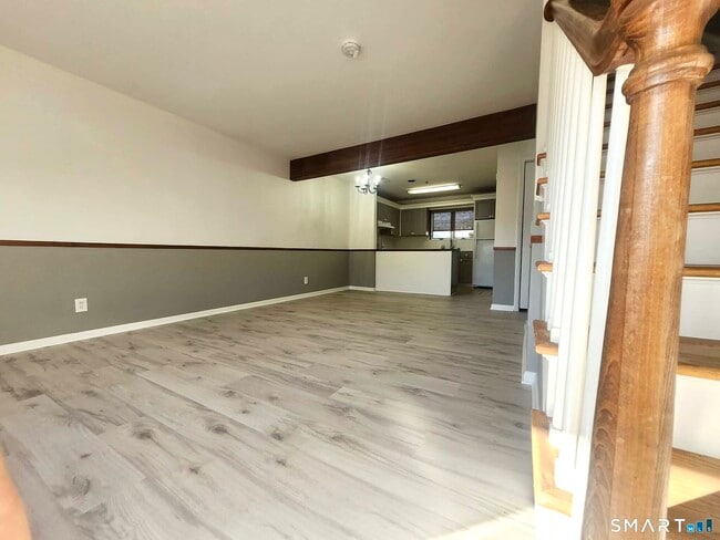 Foto del edificio - 25 Cottage St