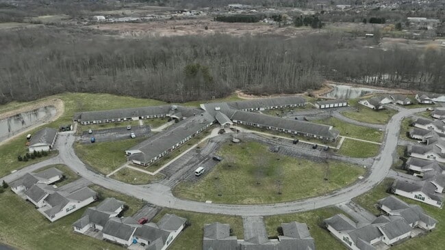  - Vinecroft Apartments