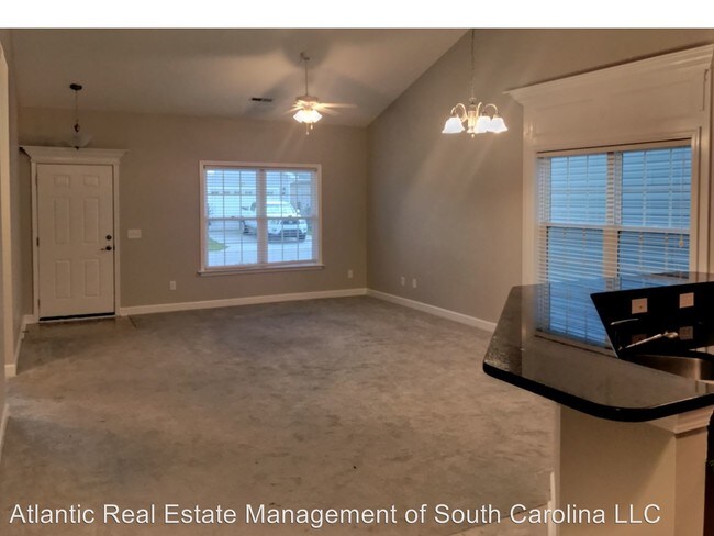 Foto del edificio - 3 br, 2 bath House - 151 Palm Cove Cir
