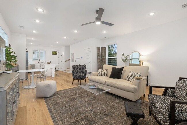 Foto del edificio - 1632 Neptune St