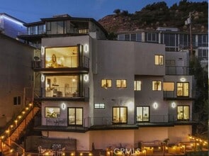 Building Photo - 6422 Weidlake Dr