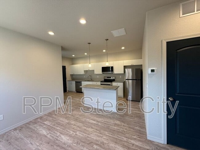 Foto del edificio - 278 W Harmony Dr