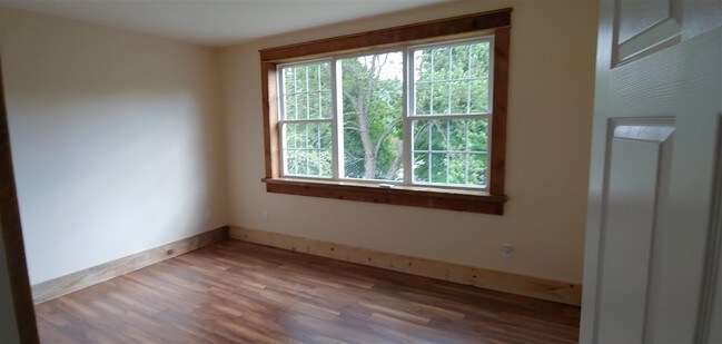 Building Photo - 123 Millet St
