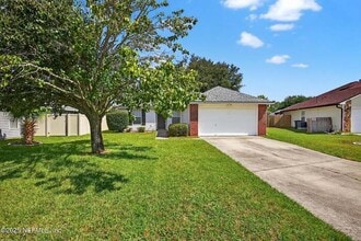 Building Photo - 11048 Stutz Ct