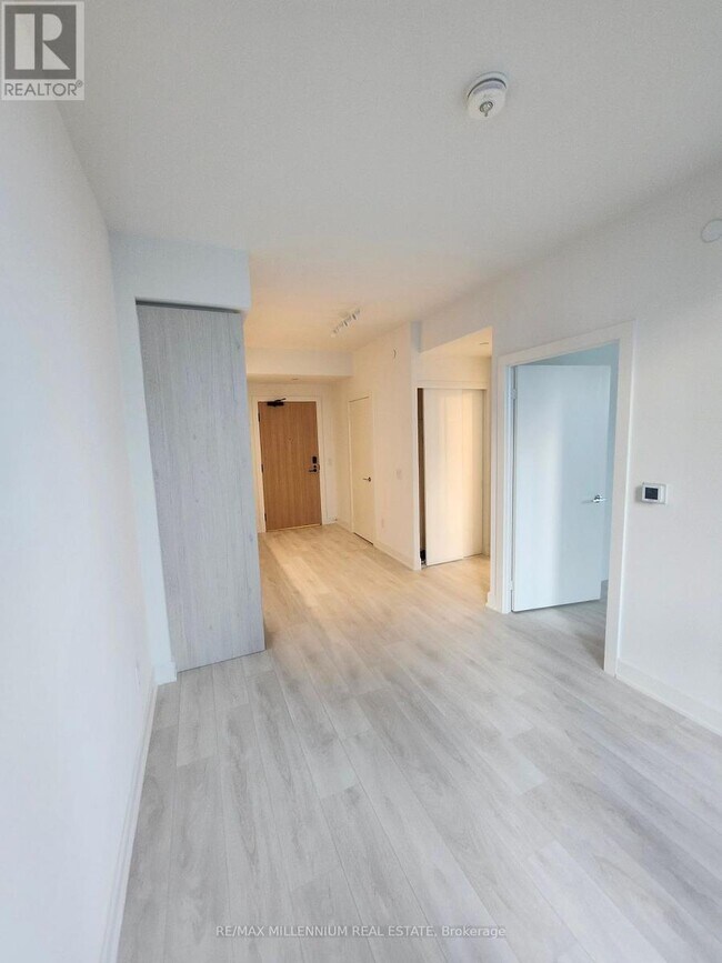 Building Photo - 15 Mercer St