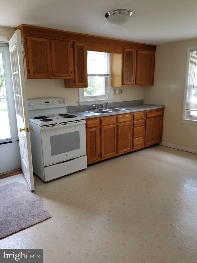 224 S Park Rd, Pottstown, PA 19464 House for Rent in Pottstown, PA