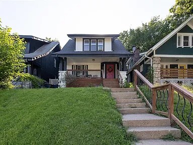 Foto del edificio - 3814 Wayne Ave