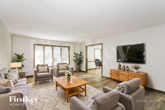 Building Photo - 1311 Lawrence Rd