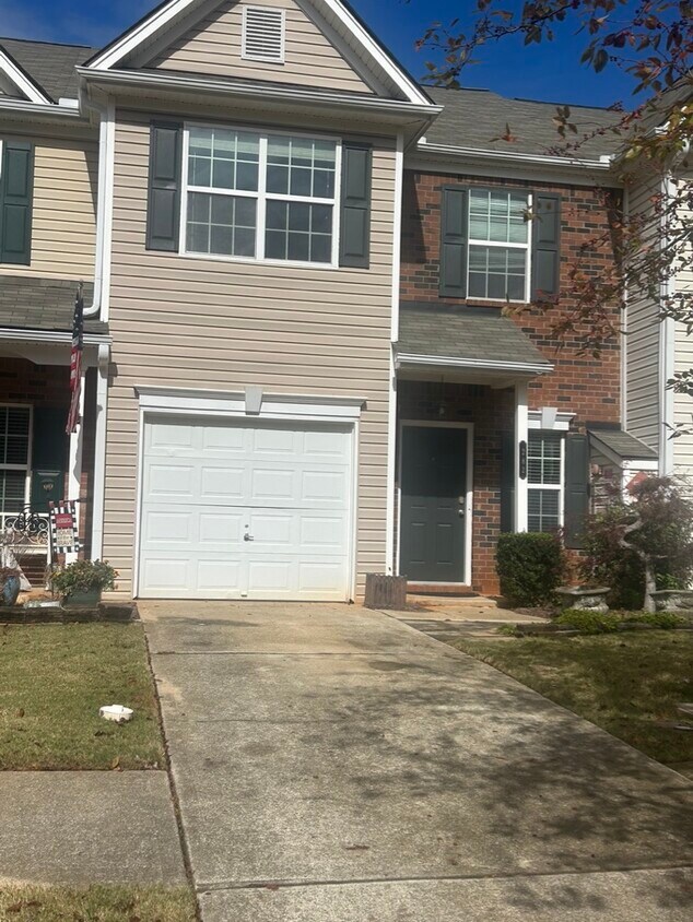 Photo - 282 Azalea Cir (Cumming, GA)