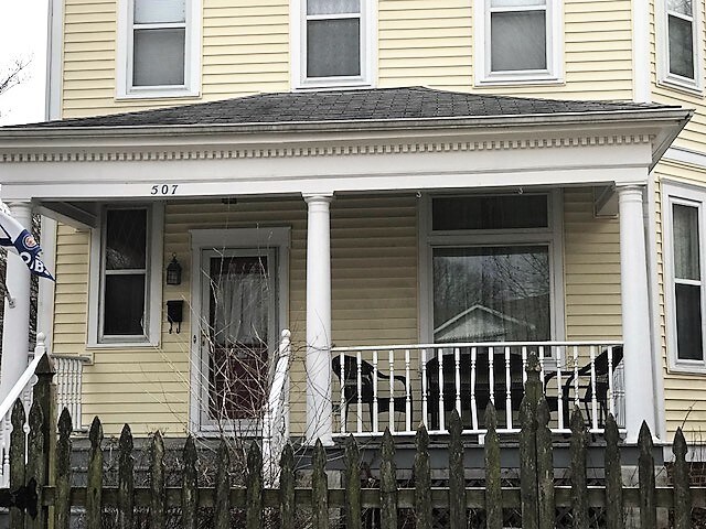 Building Photo - 507 W Washington St