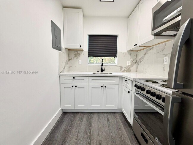 Foto del edificio - 1845 Dixieana St