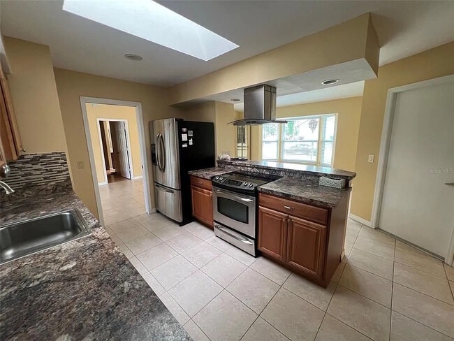 Building Photo - 7044 Denmark St