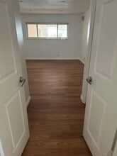 Building Photo - 503 S Vicki Ln