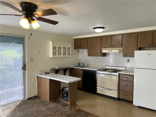 Foto del edificio - 321 Mystic Ave