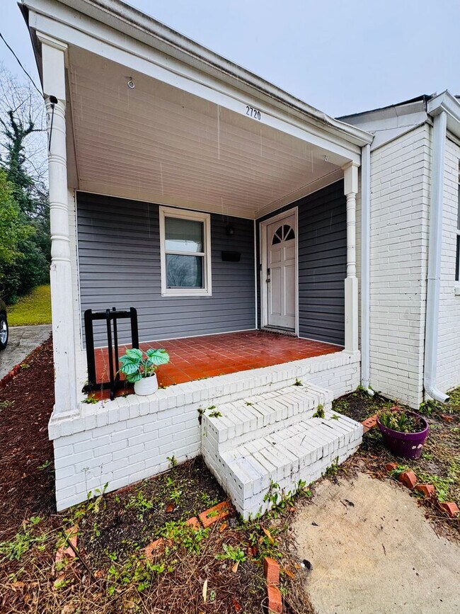 Foto del edificio - 2720 Hazel St