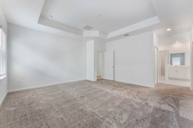 Foto del edificio - 6430 Limberpine Aly