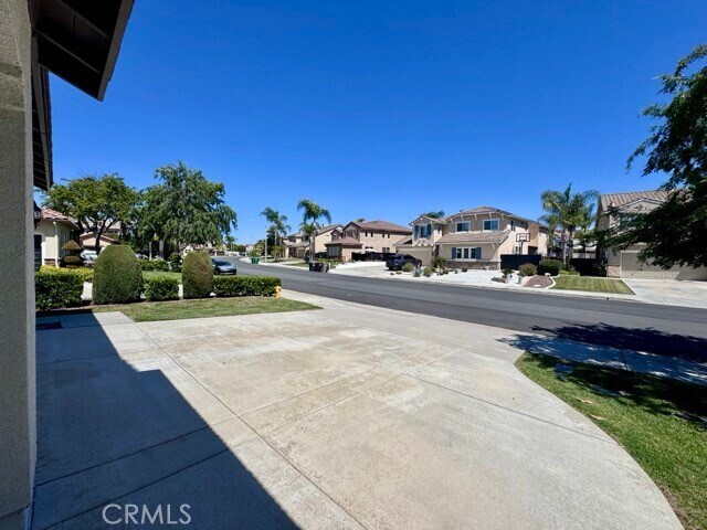 Building Photo - 26317 Palm Tree Ln