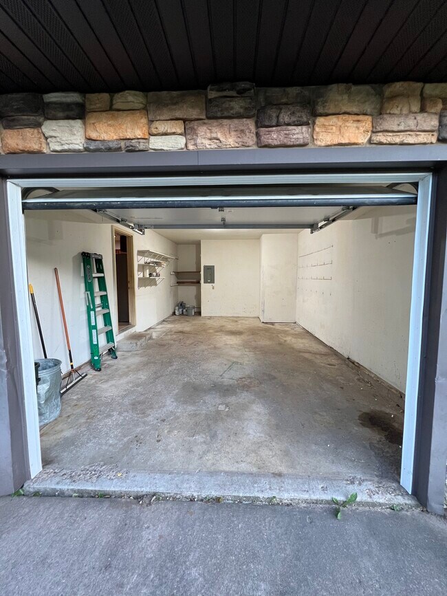 545 Pine Tree Dr, Nekoosa, WI 54457 Townhome Rentals in Nekoosa WI