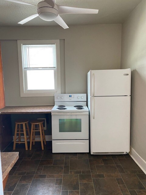 Foto del edificio - Main St