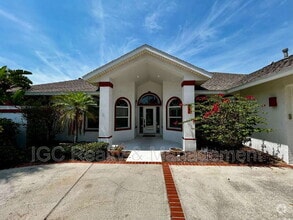 Building Photo - 159 Martesia Way