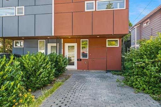 Foto del edificio - 9220 35th Ave SW