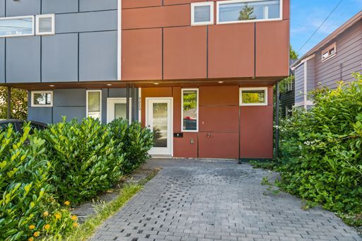 Building Photo - 9220 35th Ave SW