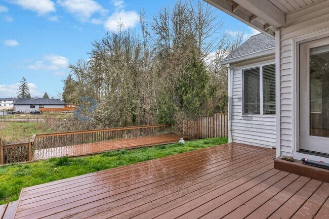 Foto del edificio - 1290 NE Margeaux Pl