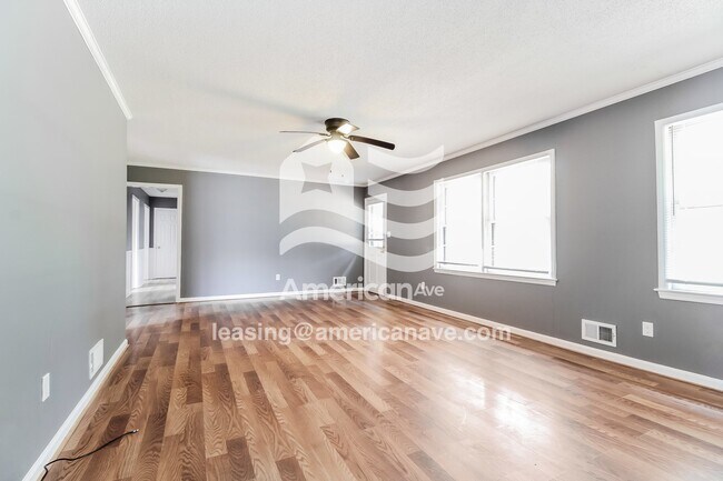 Foto del edificio - 34 Annandale Dr