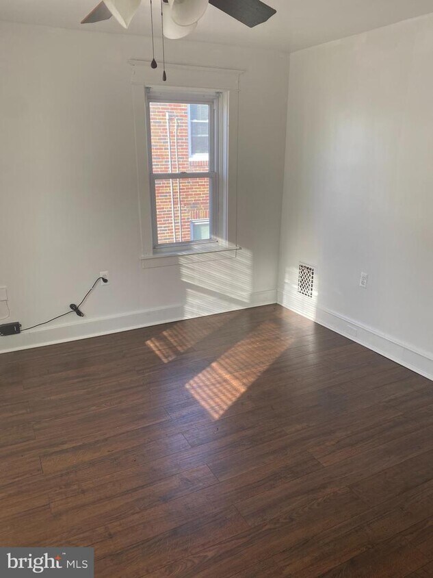 Foto principal - 1521 Upland St