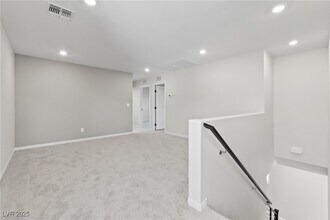 Building Photo - 10043 Indy Rey Ct