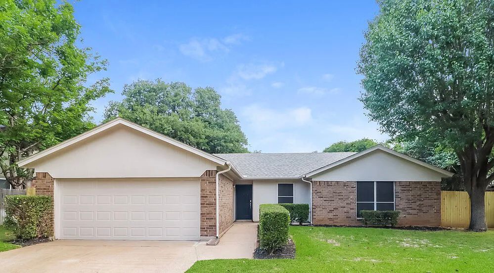 Foto principal - 4304 Gentle Springs Dr