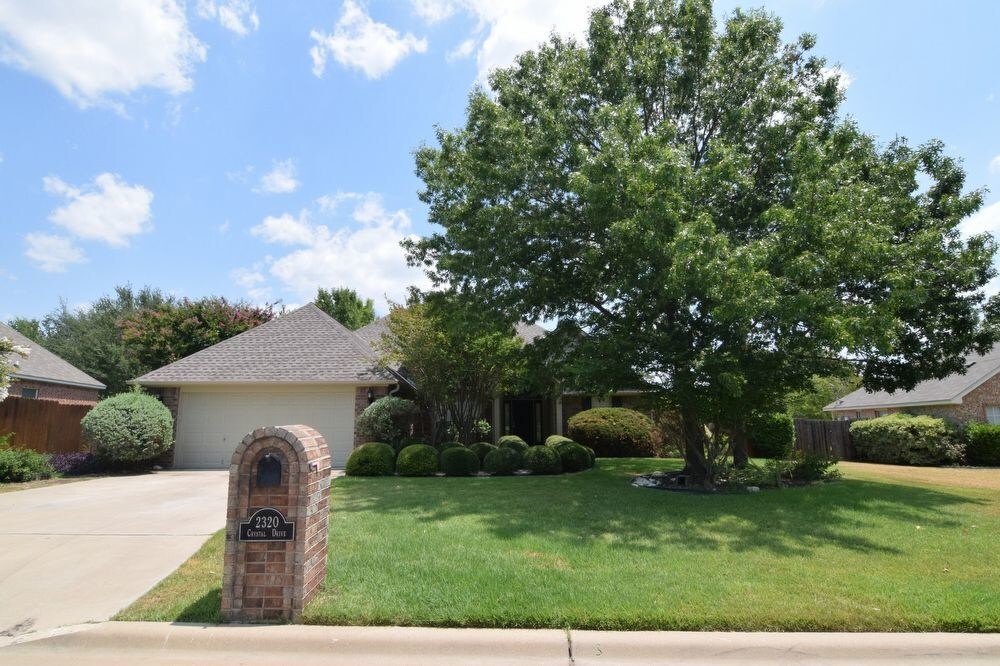 Primary Photo - 2320 Crystal Dr Temple