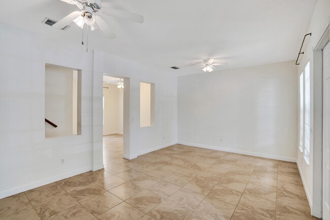 Building Photo - 8308 NW 9th Ave