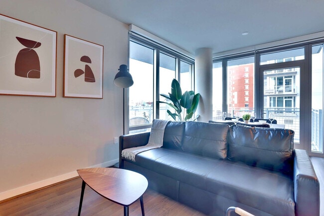 Foto del edificio - 1122 N Hudson St