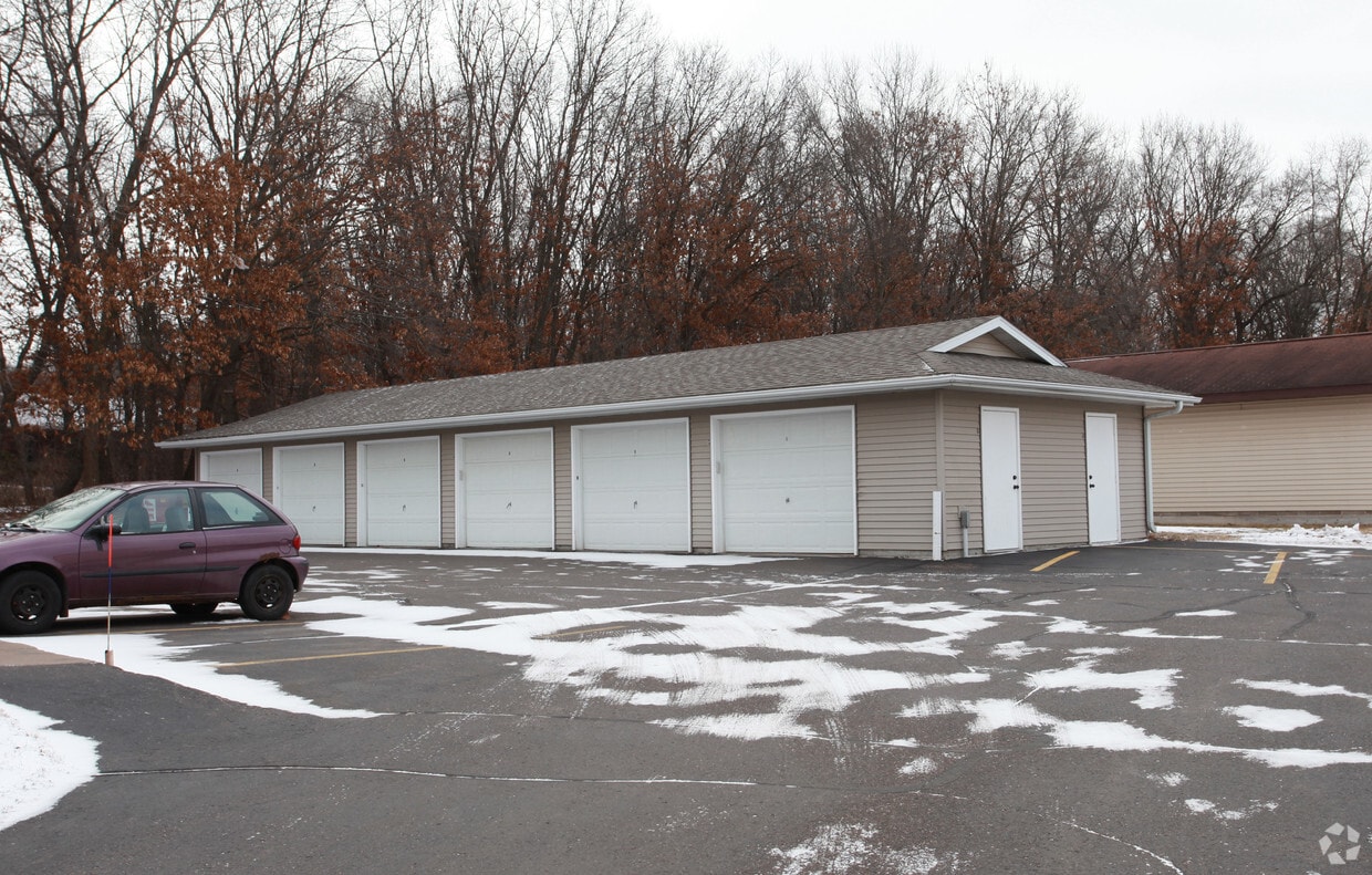 Building Photo - 208 Bowman Ln