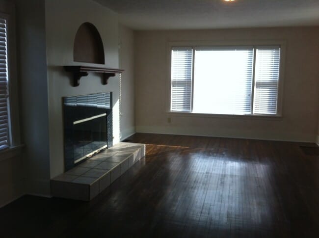 Foto del edificio - 2 Bedroom Country Charm in Elkhart