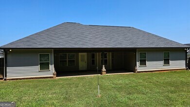 Building Photo - 304 Durgin Drive