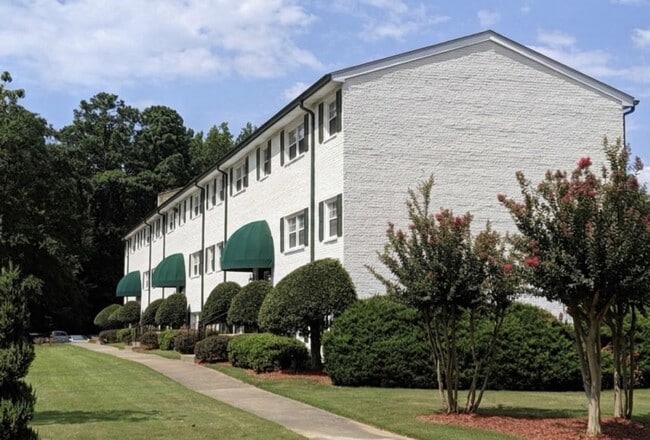Move In Specials at Dodson Courtyard Apartments in East Point, GA! - Move In Specials at Dodson Courtyard Apartments in East Point, GA!