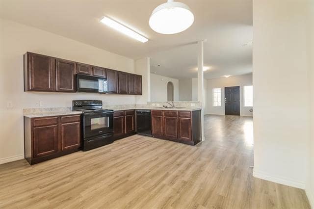 Building Photo - 2806 Red Head Pl