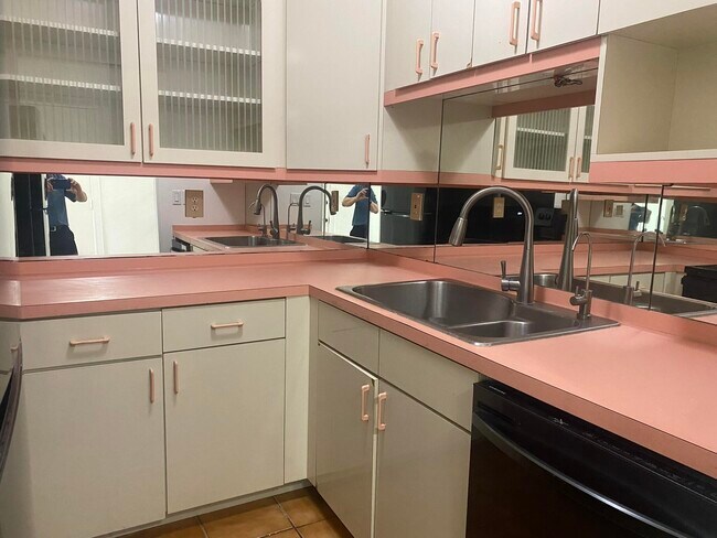 Foto del edificio - 298 SW 6th St