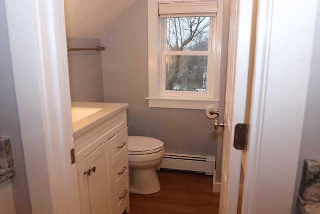 Foto del edificio - 73 Everett St