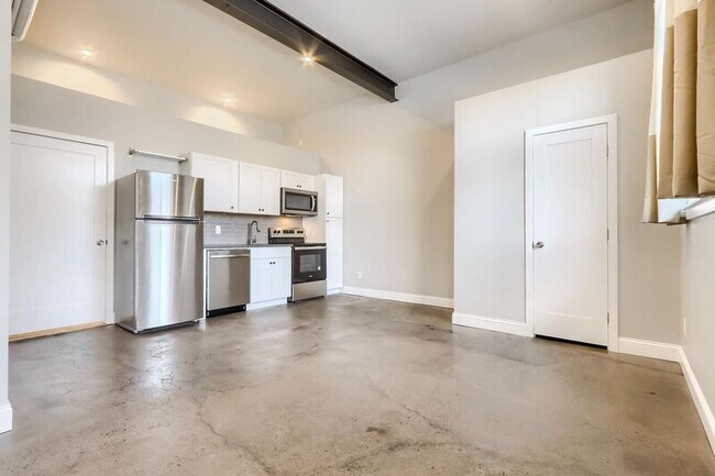 Building Photo - 3850 S Lowell Blvd