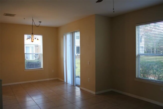 Building Photo - 6432 S Goldenrod Rd