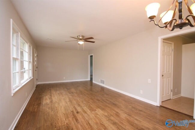 Building Photo - 1607 Clb Vw Dr NW