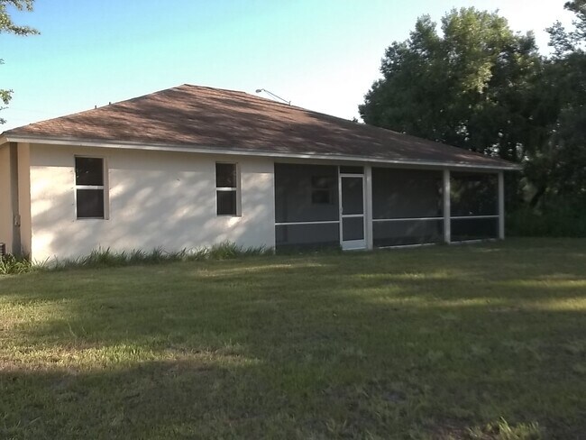 Building Photo - 744 SW Port St Lucie Blvd