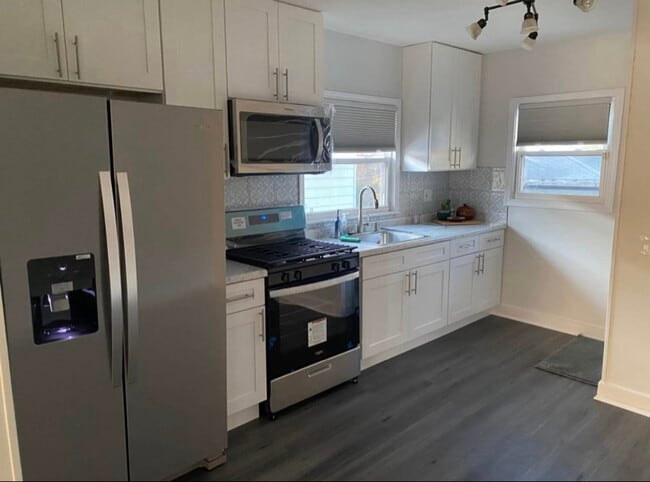 Foto del edificio - 318 157th St