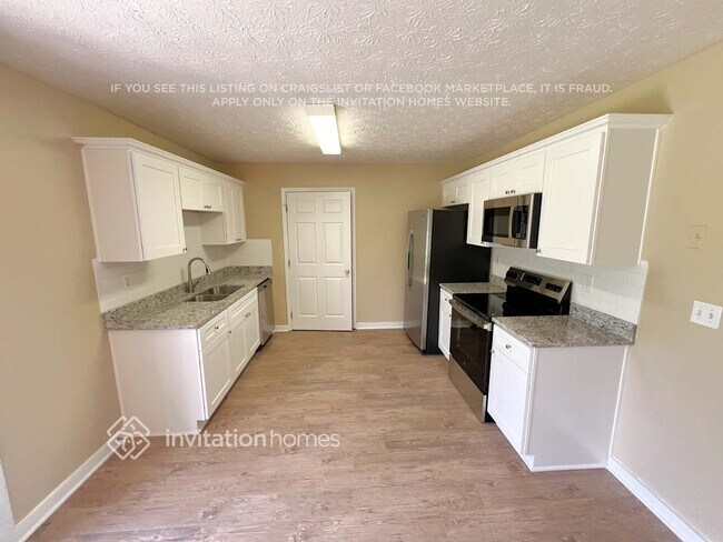 Foto del edificio - 2730 Moon Rd