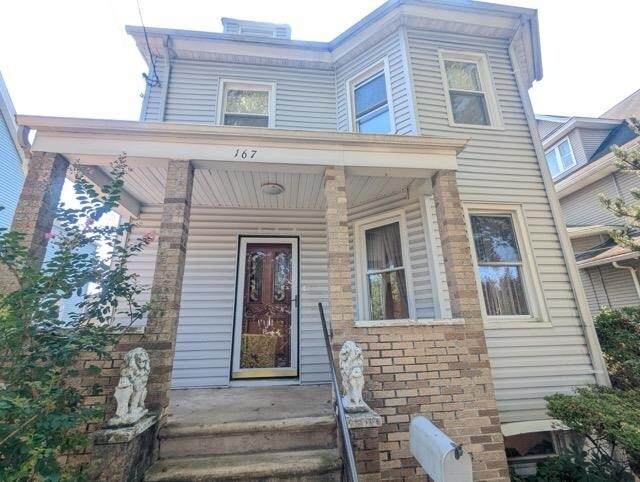 Building Photo - 167 Sylvan St